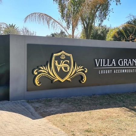 Villa Grande Luxury Accommodation Welkom Exterior photo