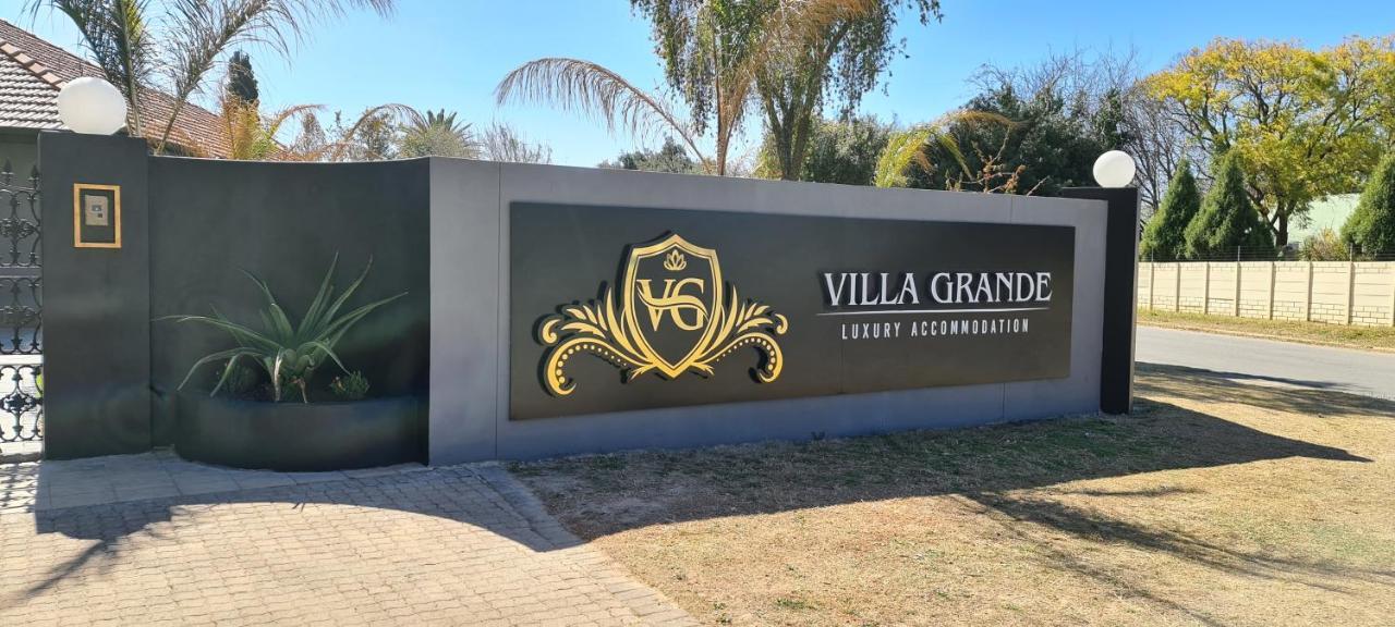 Villa Grande Luxury Accommodation Welkom Exterior photo
