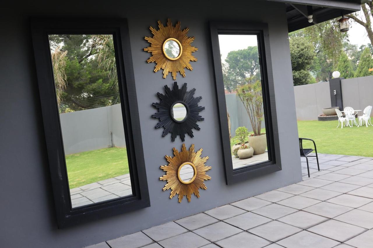Villa Grande Luxury Accommodation Welkom Exterior photo